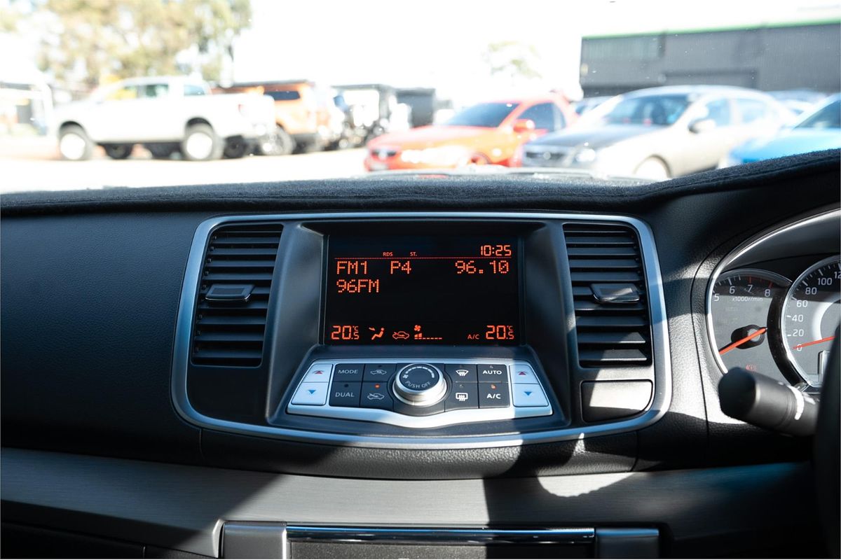 2013 Nissan Maxima 250 ST-L J32