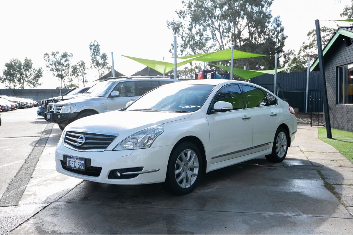 2013 Nissan Maxima 250 ST-L J32