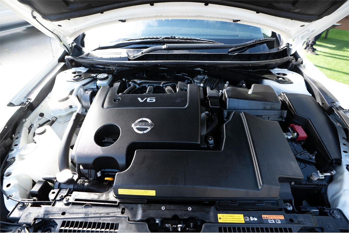 2013 Nissan Maxima 250 ST-L J32