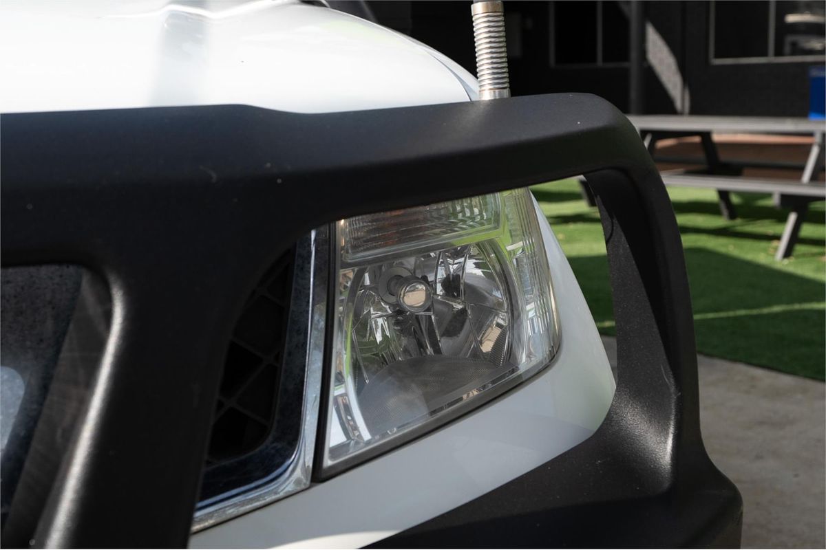 2010 Nissan Navara ST-X D40 4X4