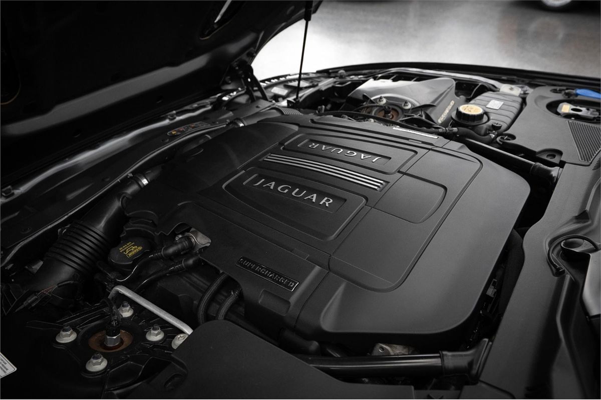 2013 Jaguar XKR -S X150