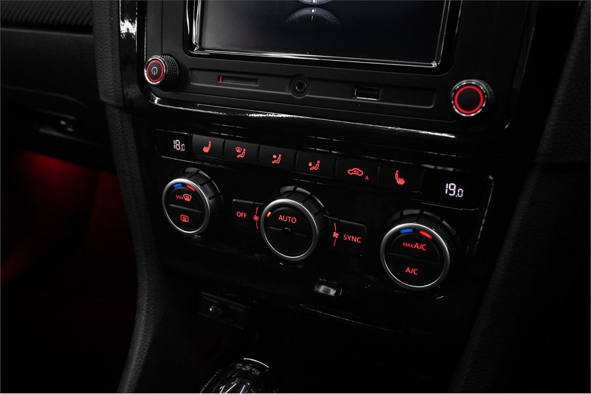 2012 Volkswagen Golf GTI VI