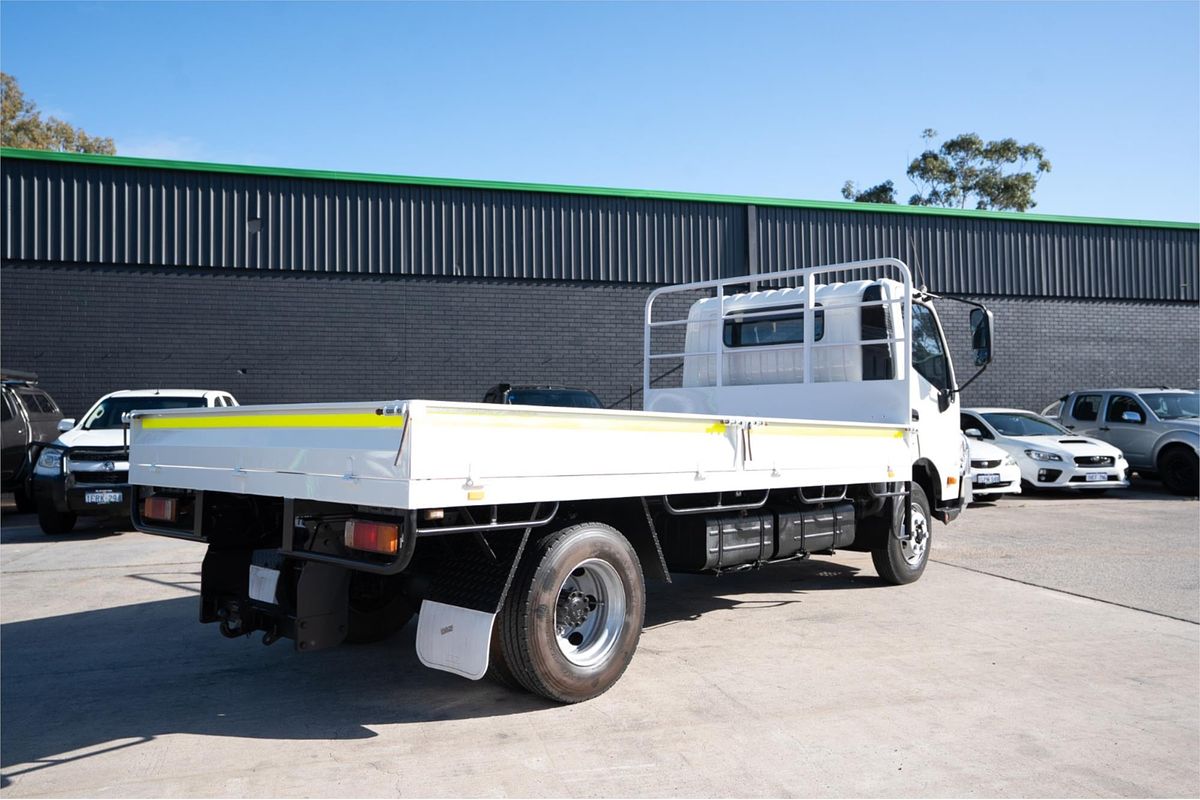 2016 Hino 921 300