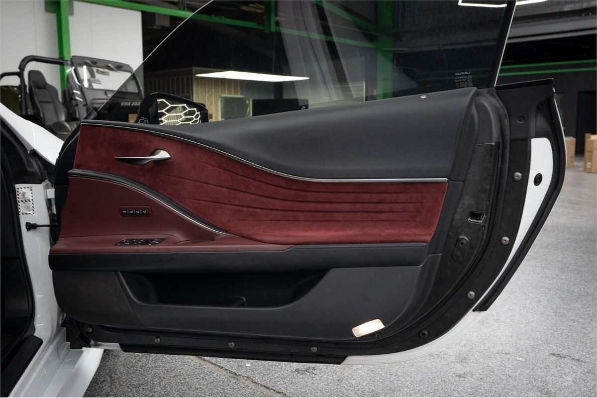 2017 Lexus LC V8 URZ100R