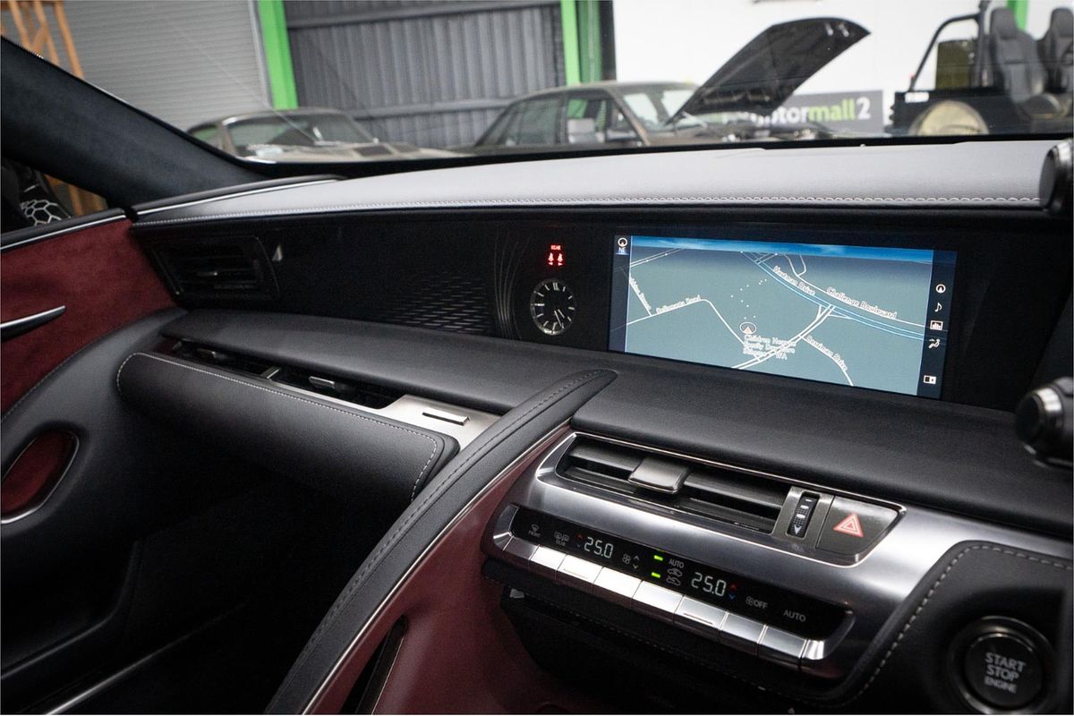 2017 Lexus LC V8 URZ100R