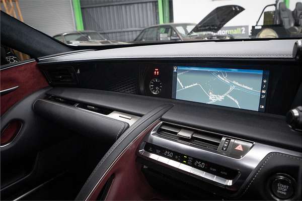 2017 Lexus LC V8 URZ100R