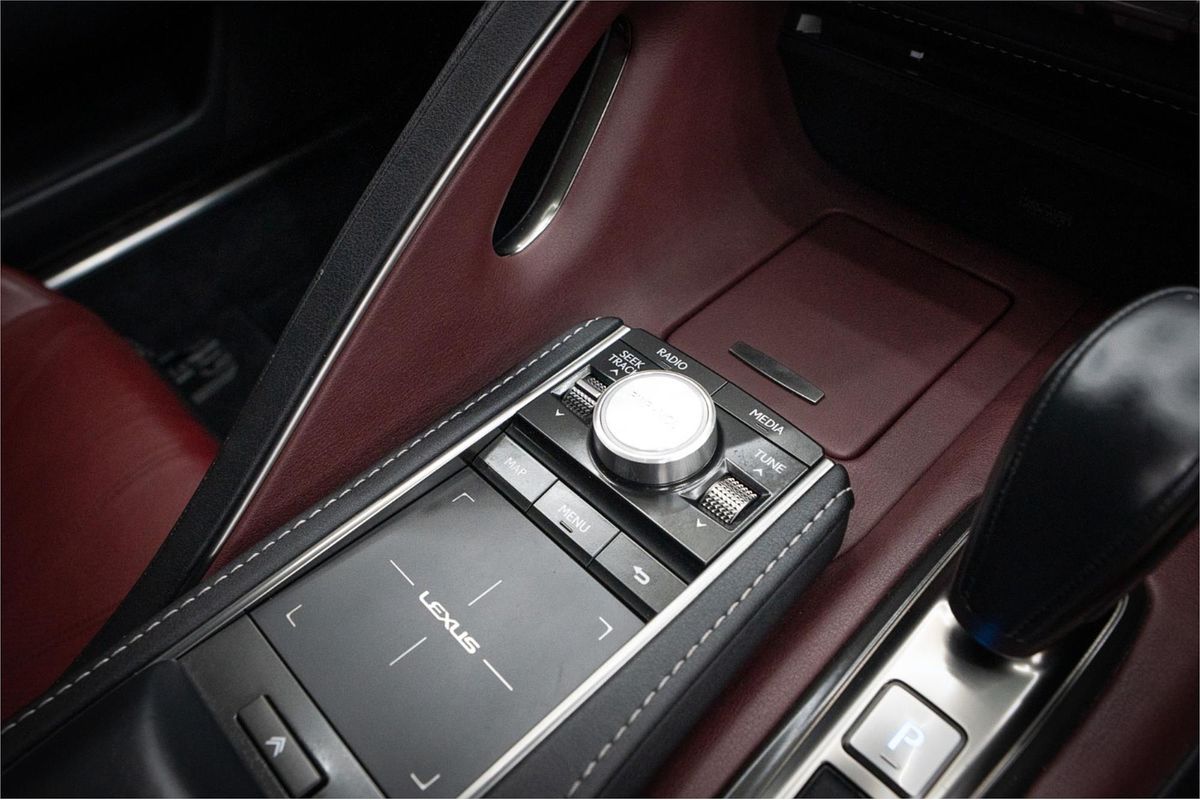 2017 Lexus LC V8 URZ100R