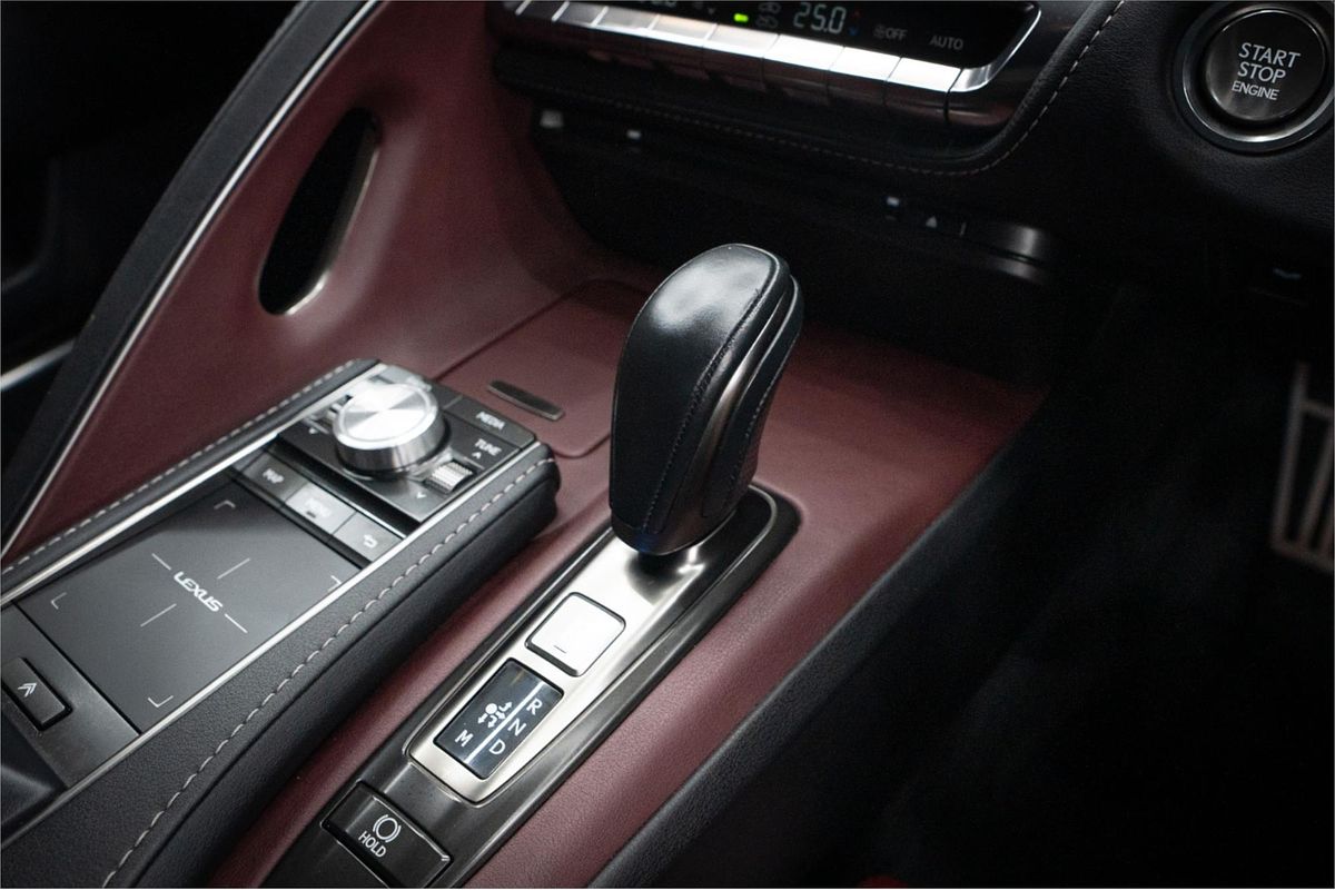 2017 Lexus LC V8 URZ100R