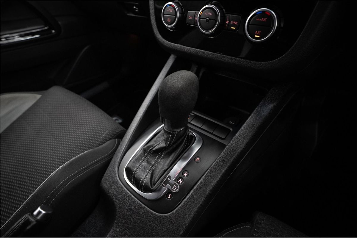 2013 Volkswagen SCIROCCO R 1S MY13.5