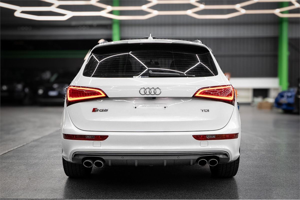 2014 Audi SQ5 TDI 8R