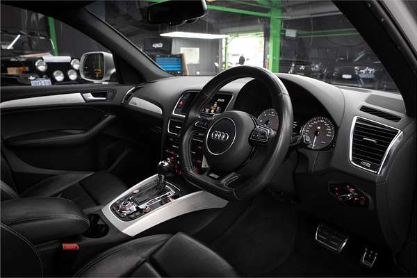 2014 Audi SQ5 TDI 8R