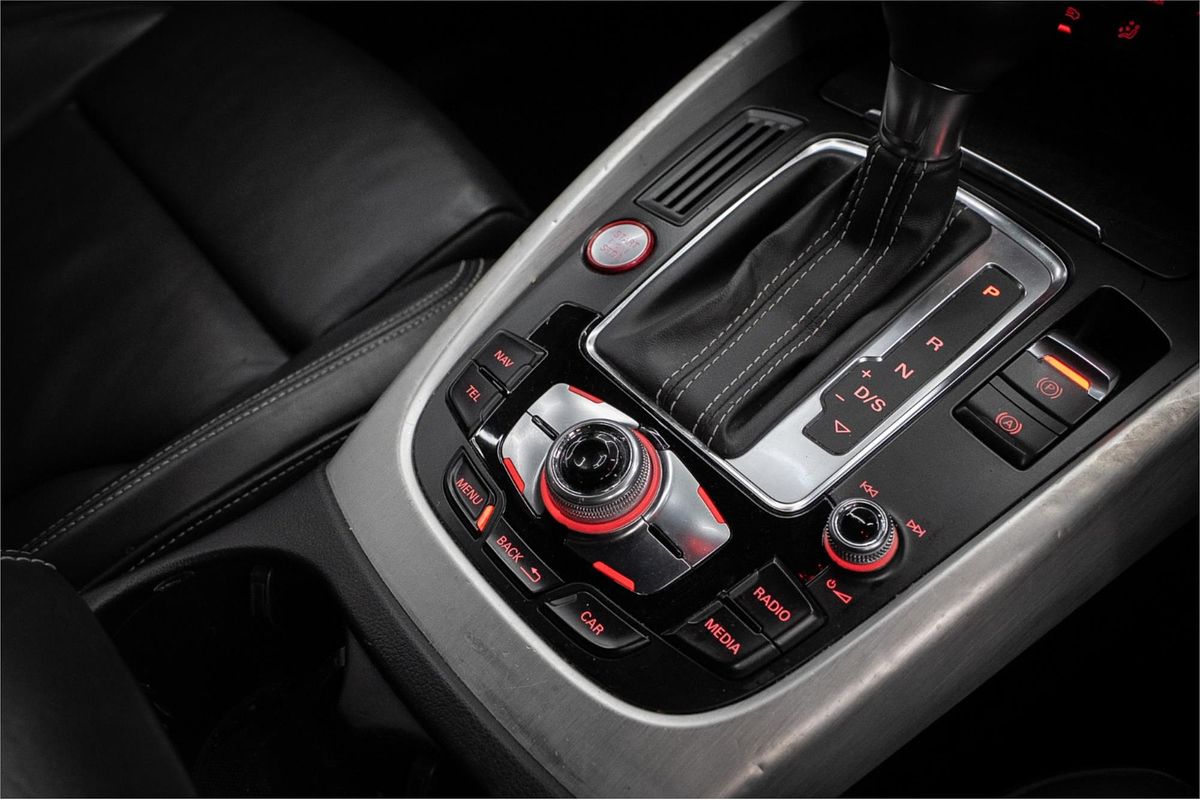 2014 Audi SQ5 TDI 8R