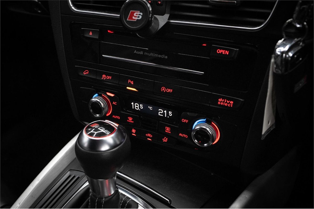 2014 Audi SQ5 TDI 8R