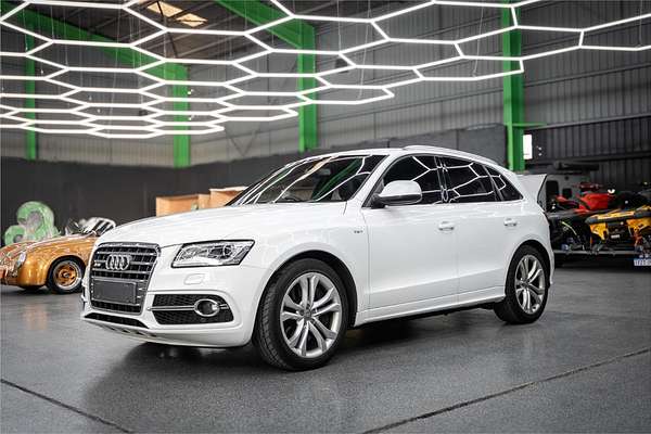 2014 Audi SQ5 TDI 8R