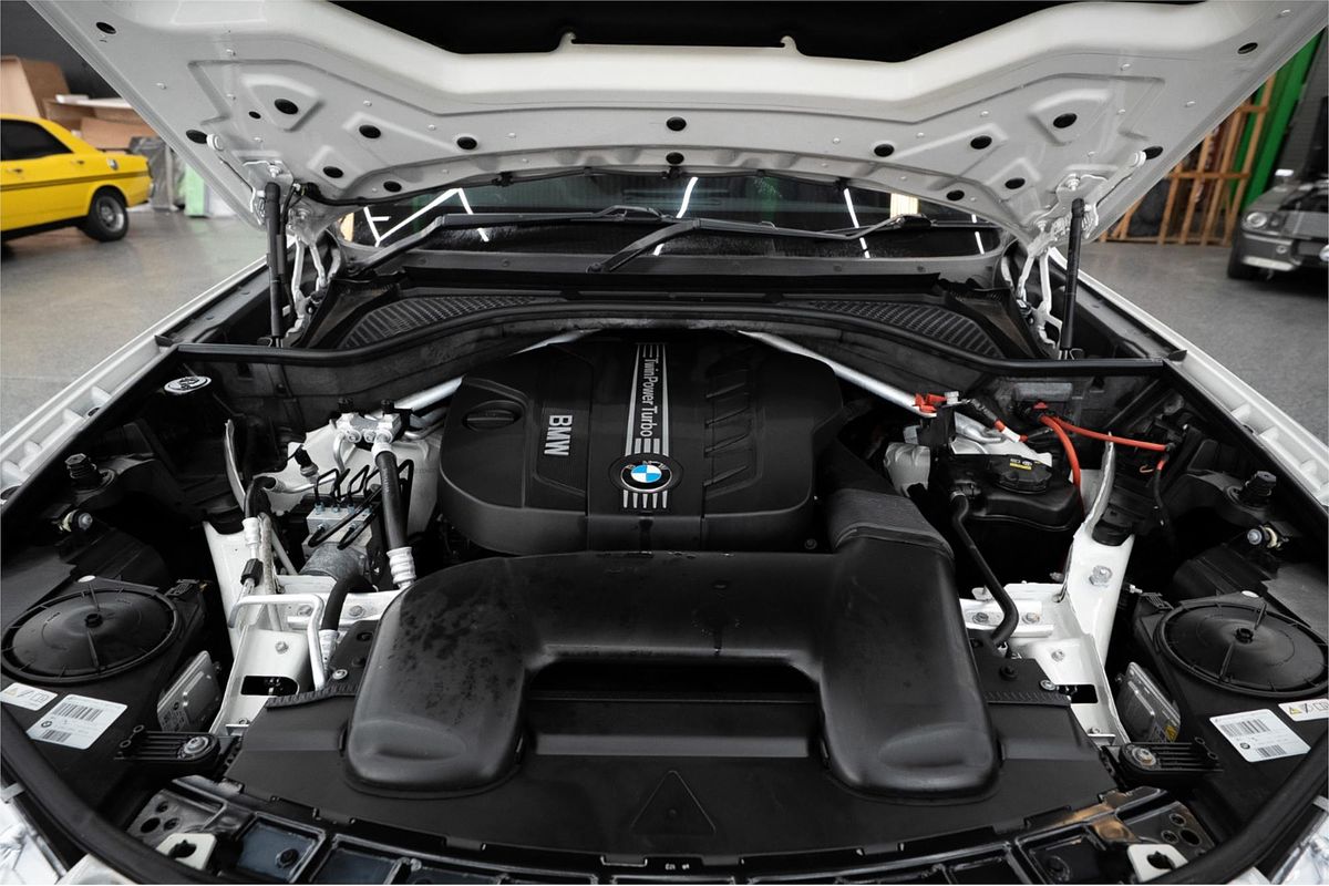 2015 BMW X5 sDRIVE 25d F15 MY15