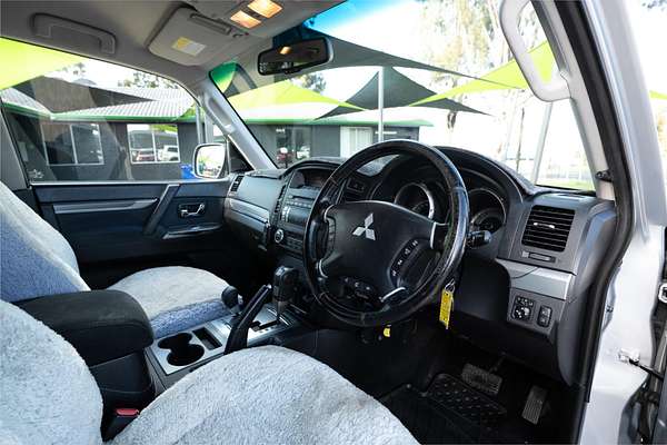 2012 Mitsubishi Pajero GLX NW