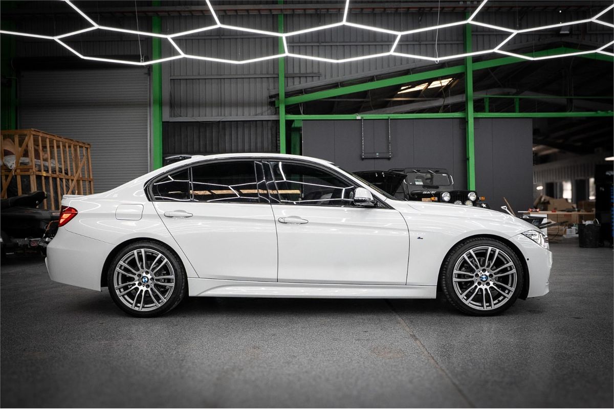 2015 BMW 3 16i SPORT LINE F30 MY15