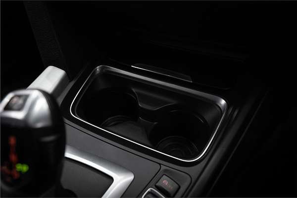 2015 BMW 3 16i SPORT LINE F30 MY15