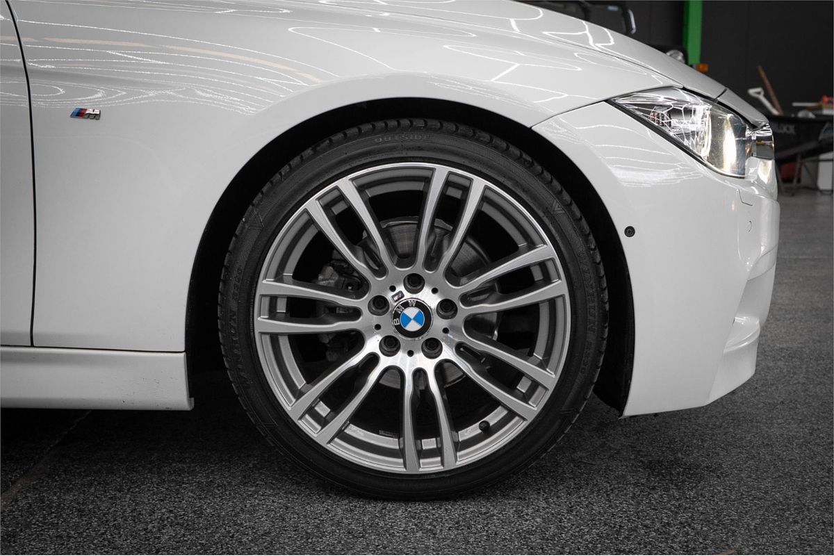 2015 BMW 3 16i SPORT LINE F30 MY15