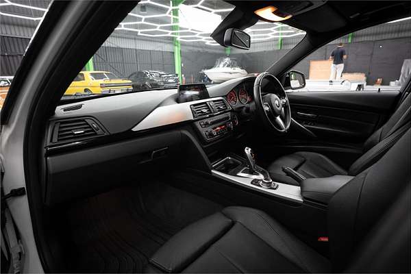 2015 BMW 3 16i SPORT LINE F30 MY15