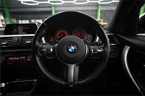 2015 BMW 3 16i SPORT LINE F30 MY15