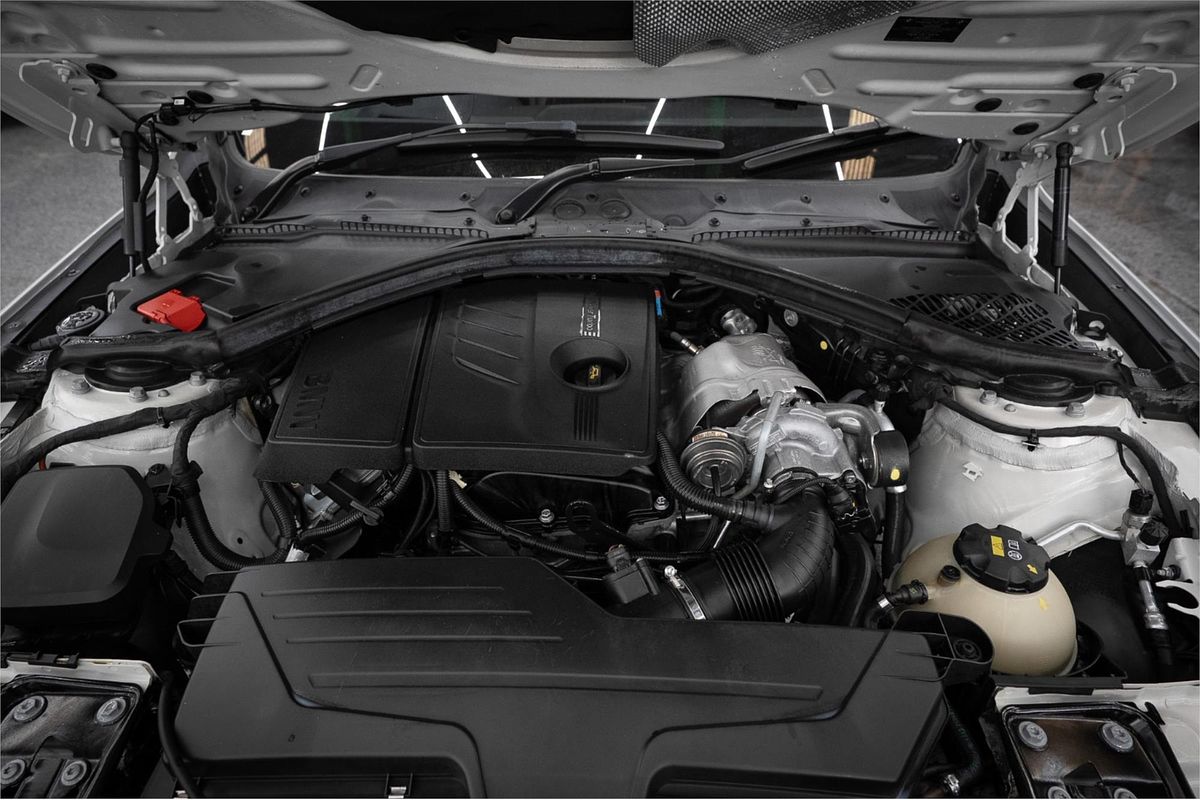 2015 BMW 3 16i SPORT LINE F30 MY15