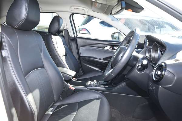 2022 Mazda CX-3 sTouring DK