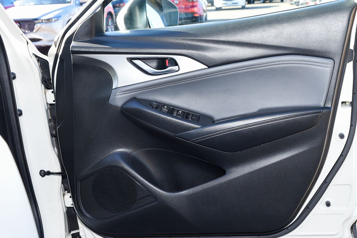 2022 Mazda CX-3 sTouring DK