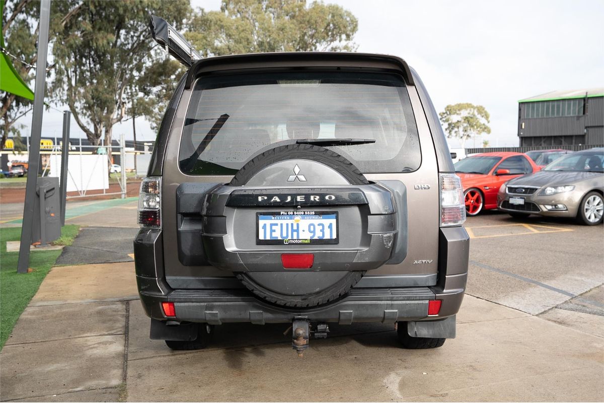 2010 Mitsubishi Pajero Activ NT