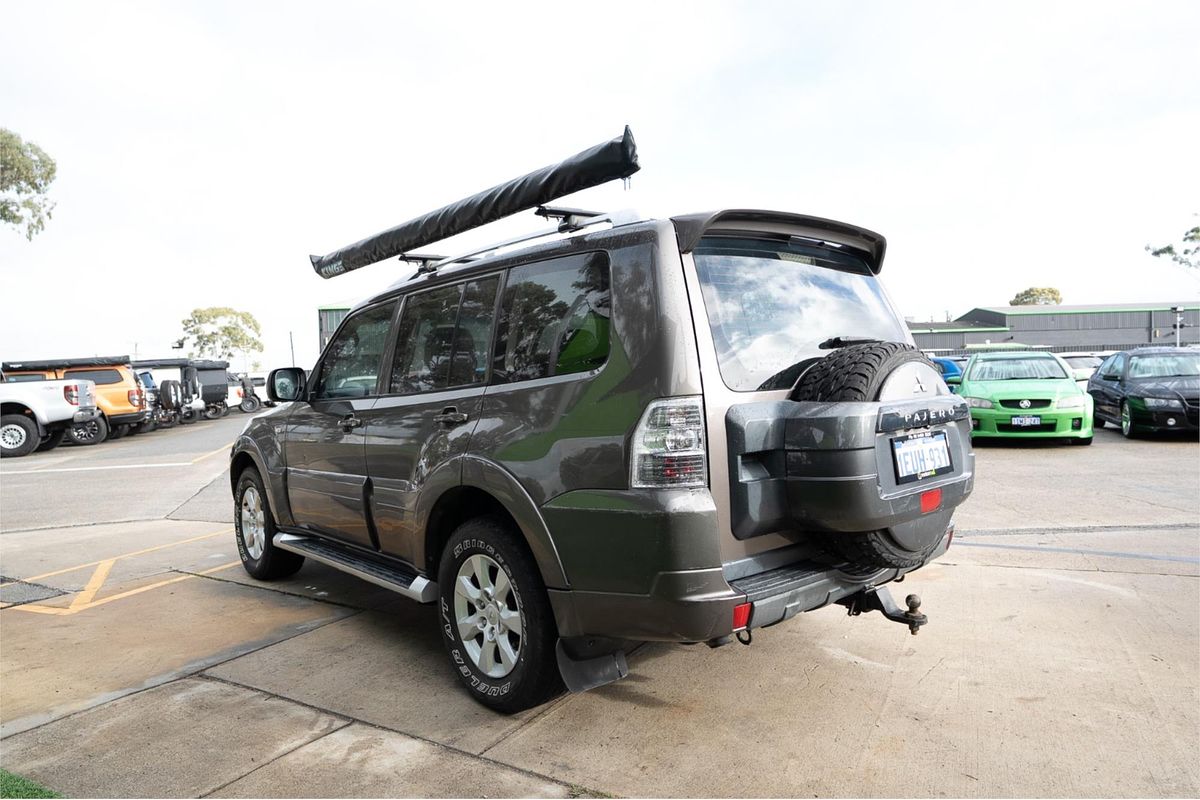 2010 Mitsubishi Pajero Activ NT