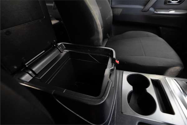 2010 Mitsubishi Pajero Activ NT