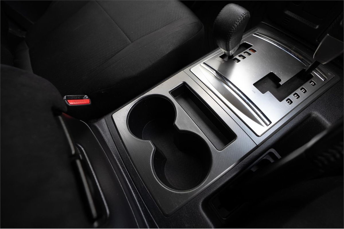 2010 Mitsubishi Pajero Activ NT