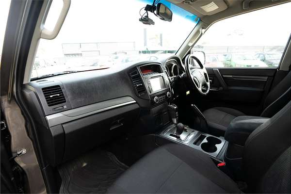 2010 Mitsubishi Pajero Activ NT