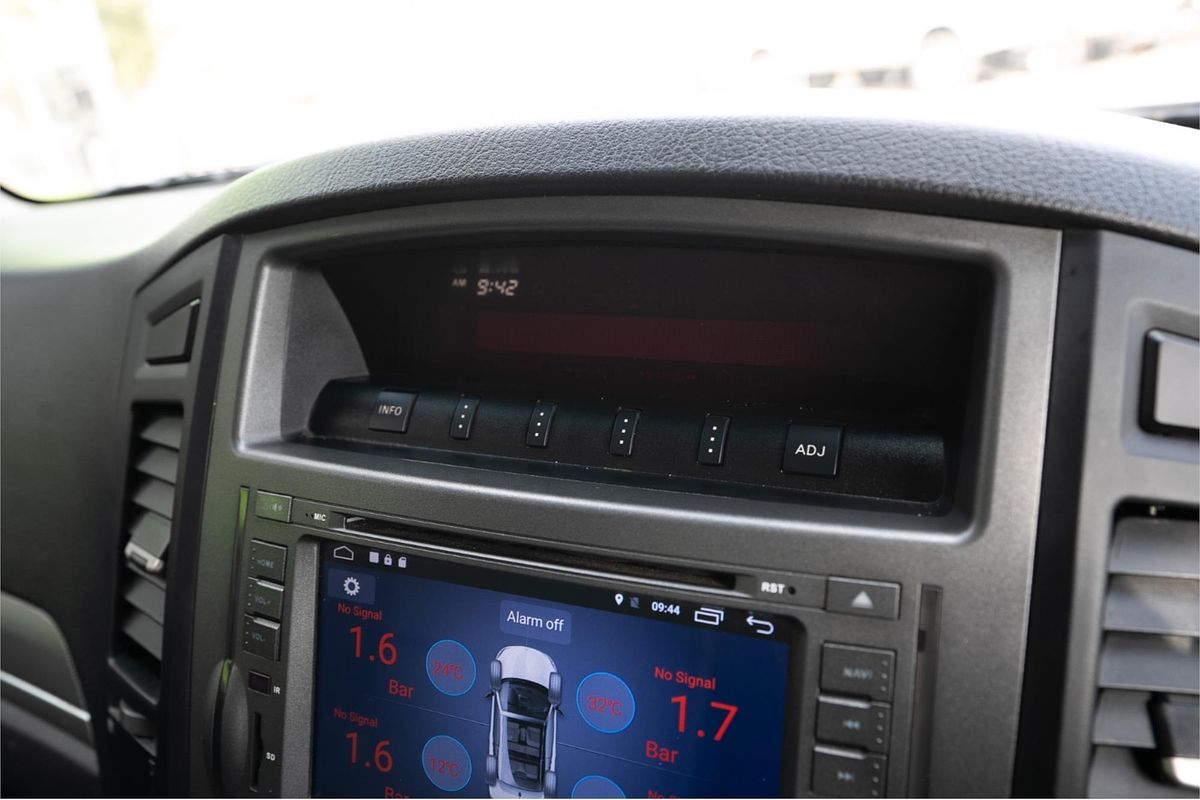 2010 Mitsubishi Pajero Activ NT
