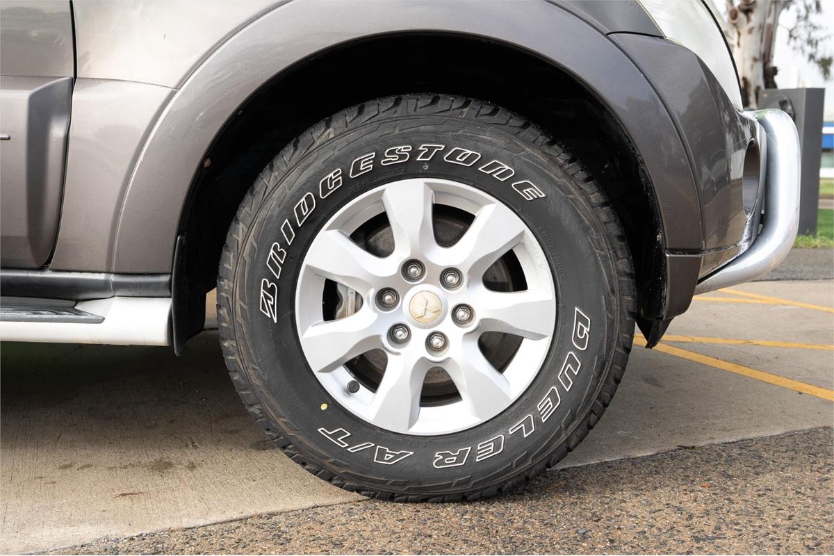 2010 Mitsubishi Pajero Activ NT