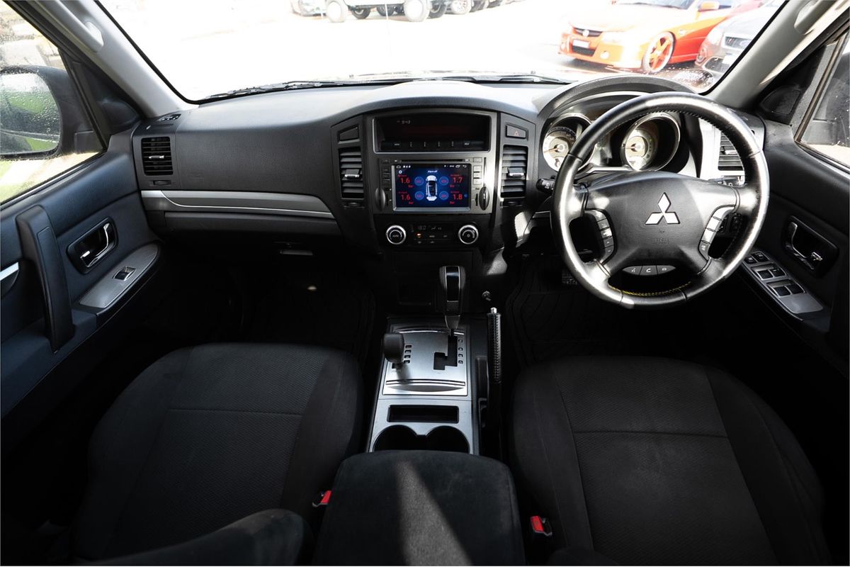 2010 Mitsubishi Pajero Activ NT