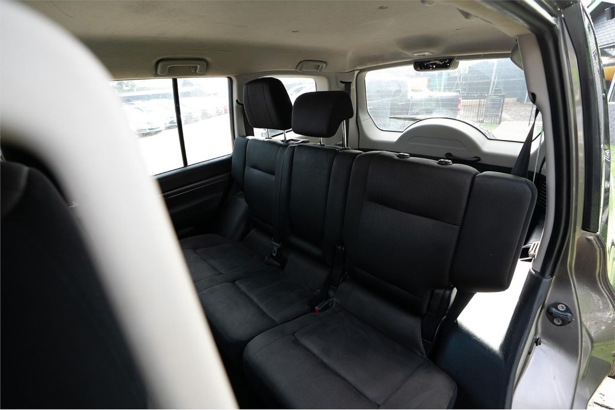 2010 Mitsubishi Pajero Activ NT