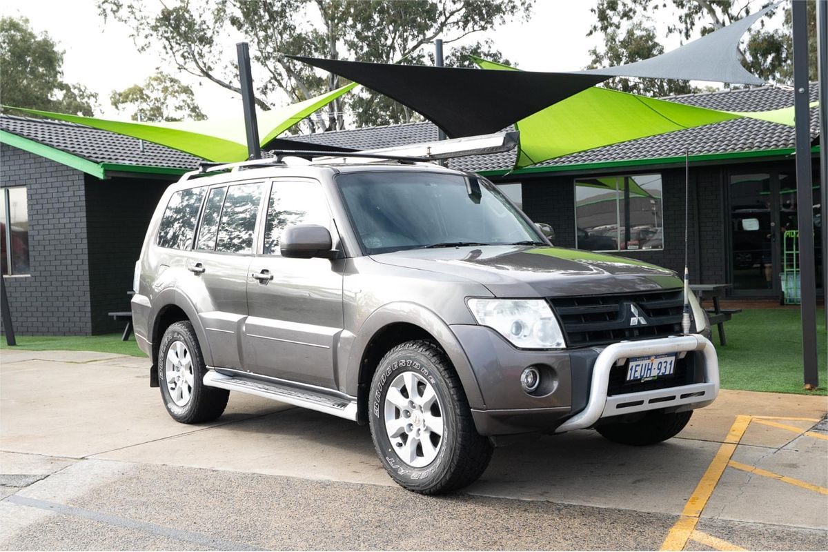 2010 Mitsubishi Pajero Activ NT