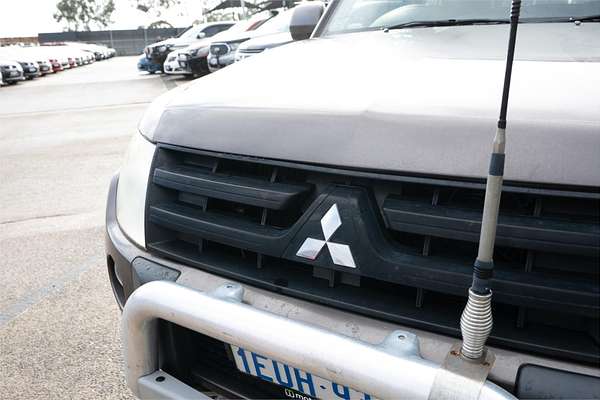 2010 Mitsubishi Pajero Activ NT