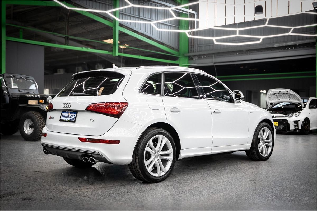 2015 Audi SQ5 TDI 8R