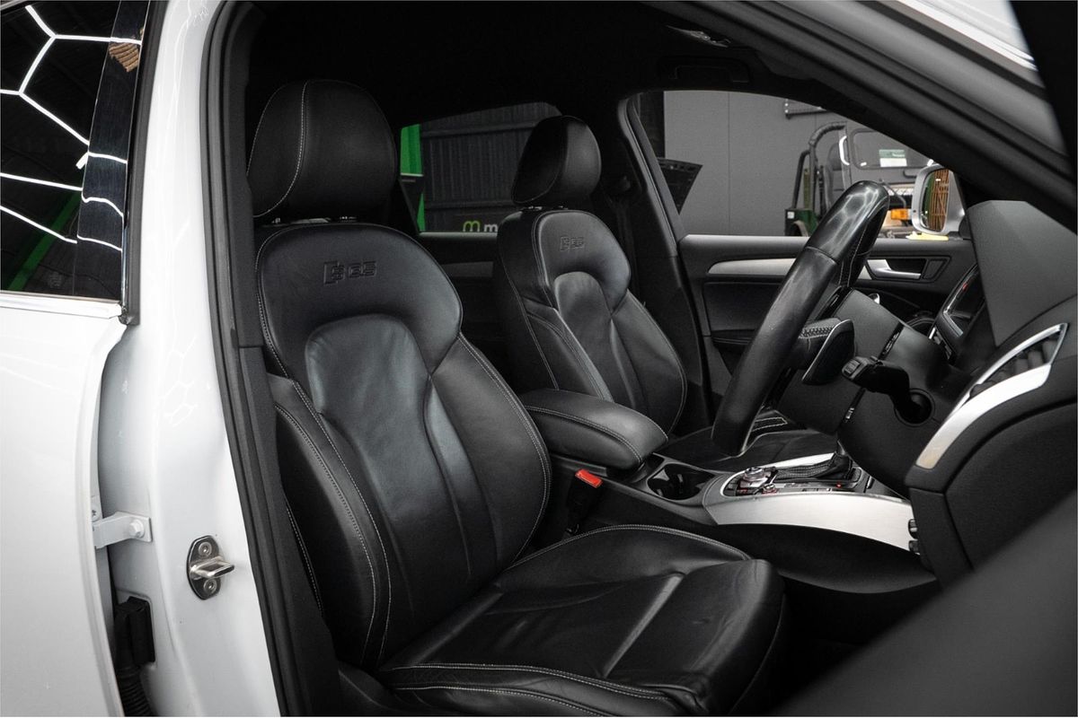 2015 Audi SQ5 TDI 8R