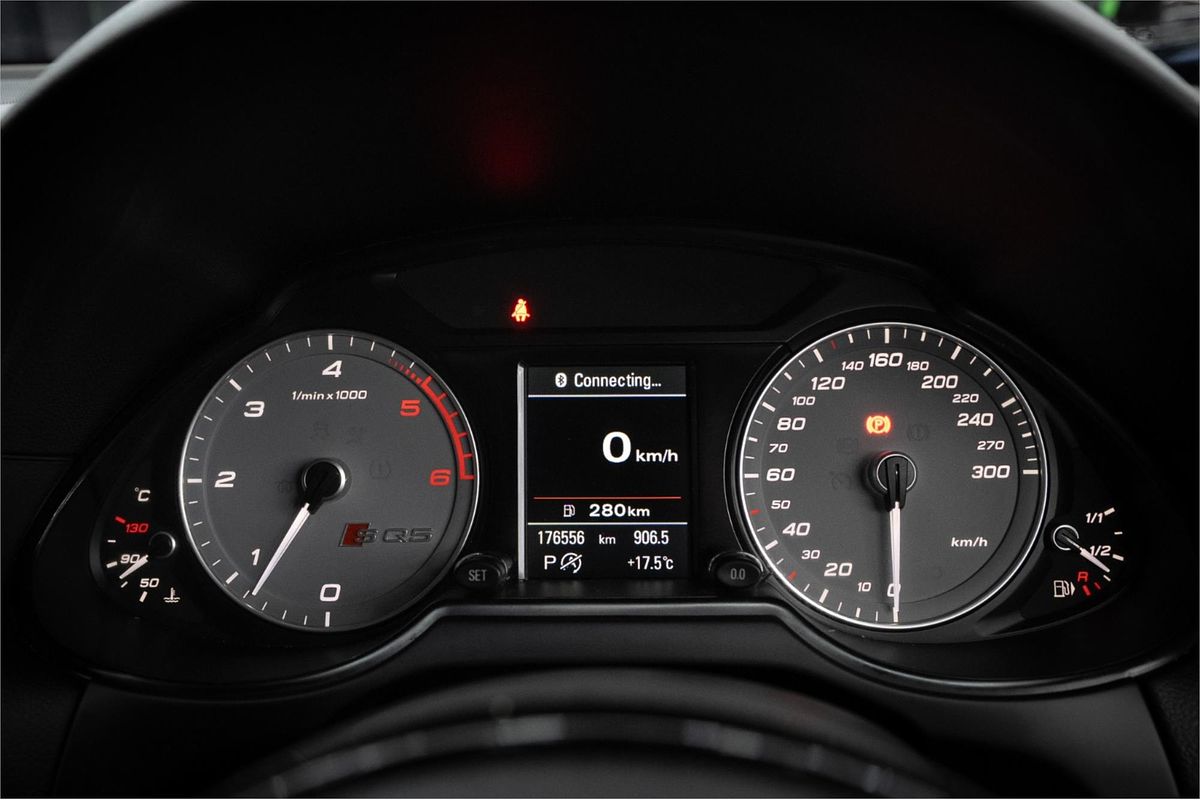 2015 Audi SQ5 TDI 8R
