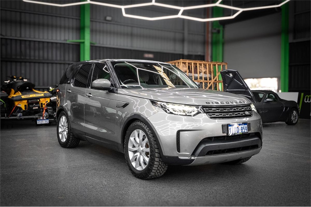 2017 Land Rover Discovery SD4 SE Series 5