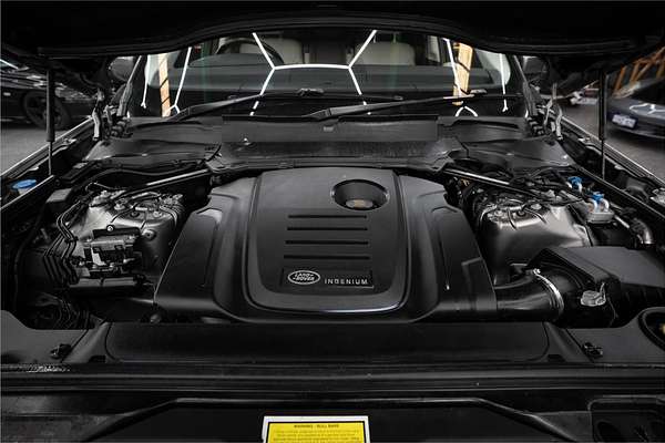 2017 Land Rover Discovery SD4 SE Series 5