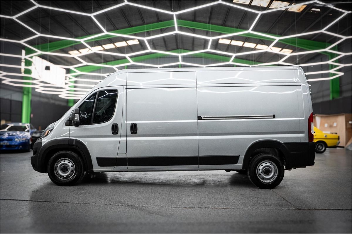 2022 Fiat Ducato Series 8 LWB