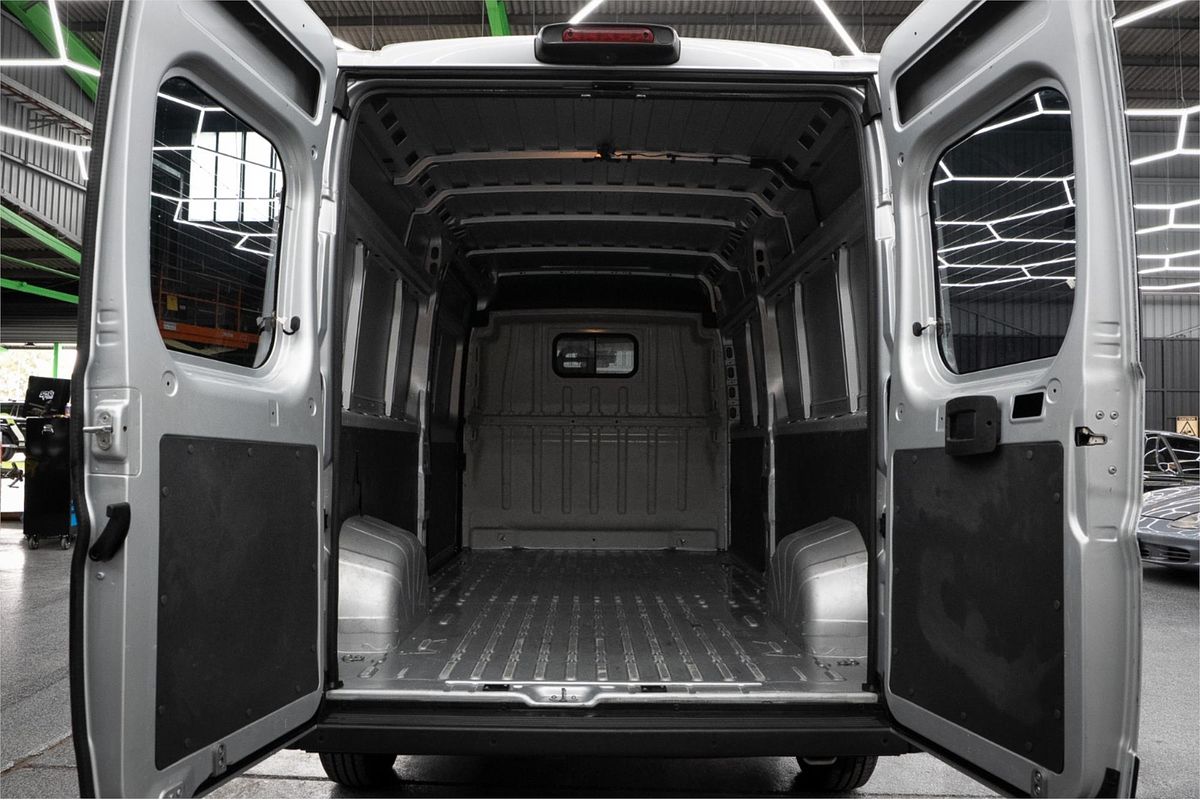 2022 Fiat Ducato Series 8 LWB