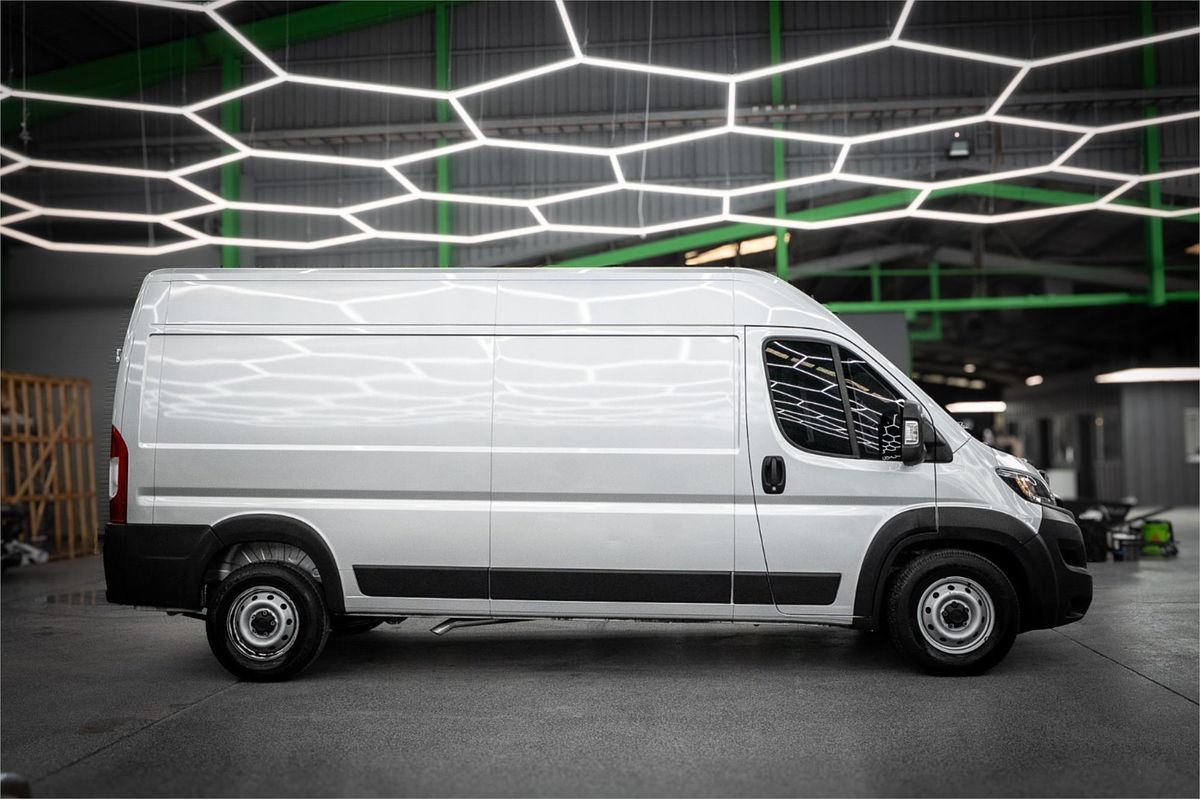 2022 Fiat Ducato Series 8 LWB