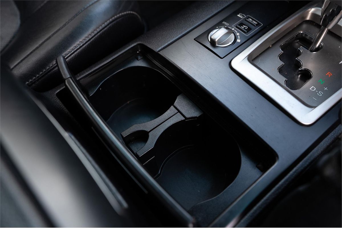 2012 Toyota Landcruiser Altitude VDJ200R