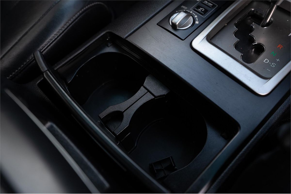 2012 Toyota Landcruiser Altitude VDJ200R