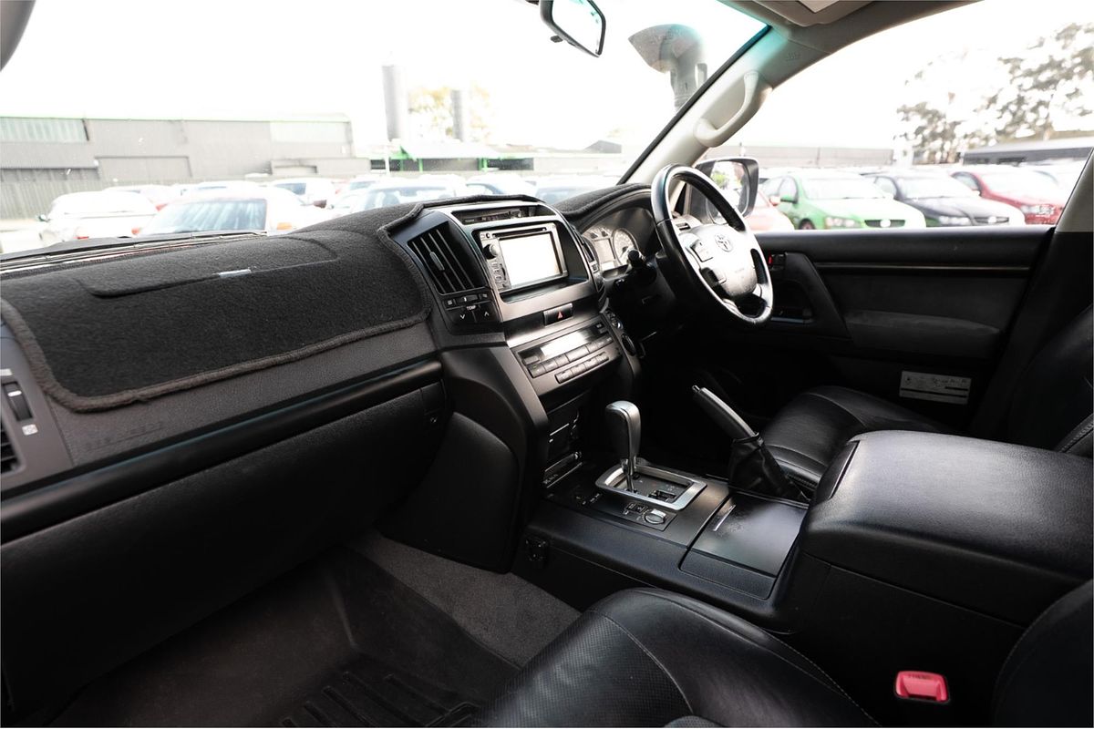 2012 Toyota Landcruiser Altitude VDJ200R